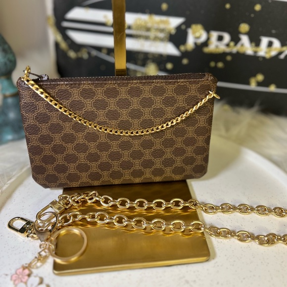 Excellent Preloved Celine Pouch/wristlet for w/ unbranded gold chain and charms. - Picture 3 of 10
